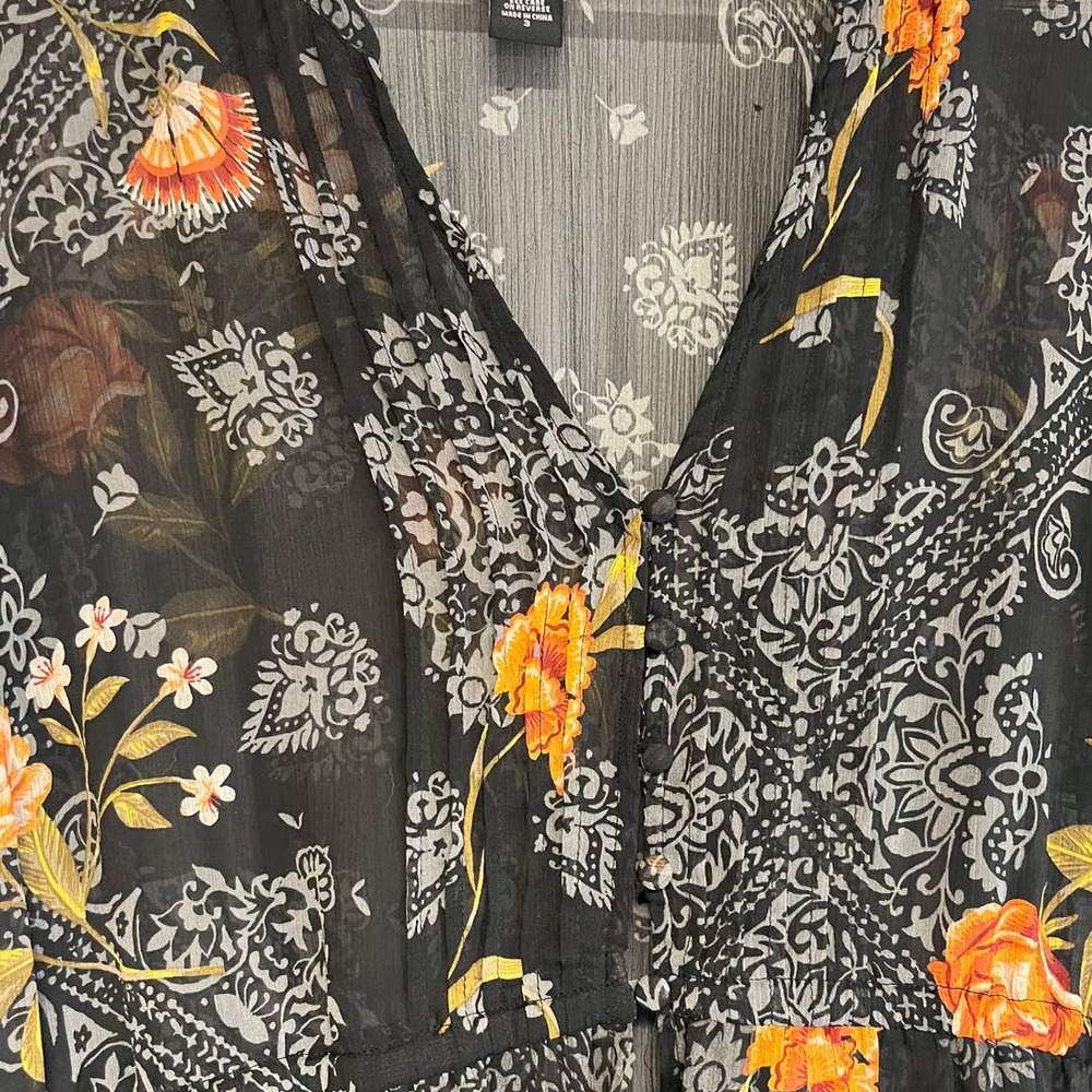 SOLD>>>>Torrid Kaftan Cover Up Sheer Floral - Picture 4 of 6